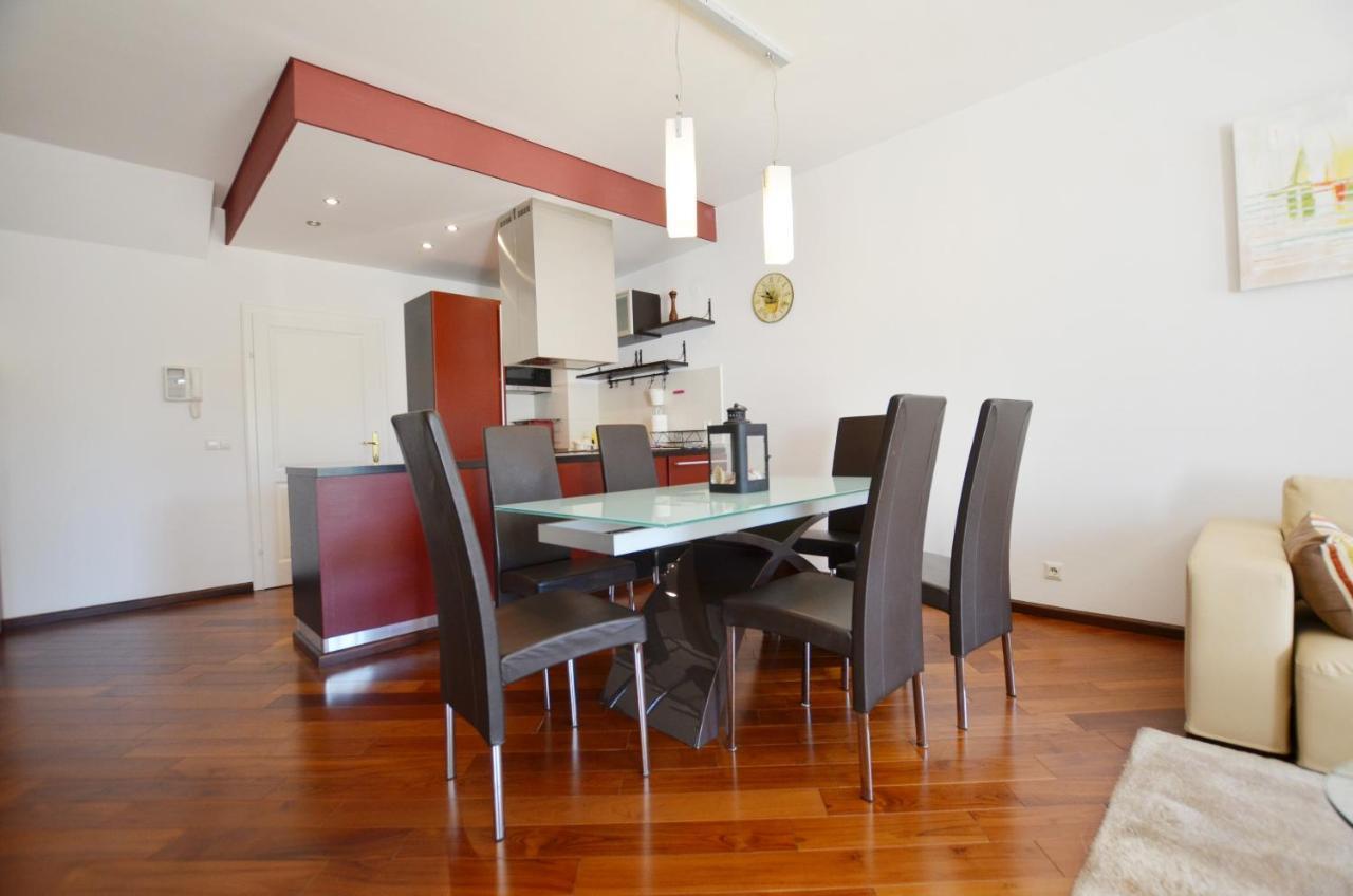 Apartment Max Rovinj Buitenkant foto