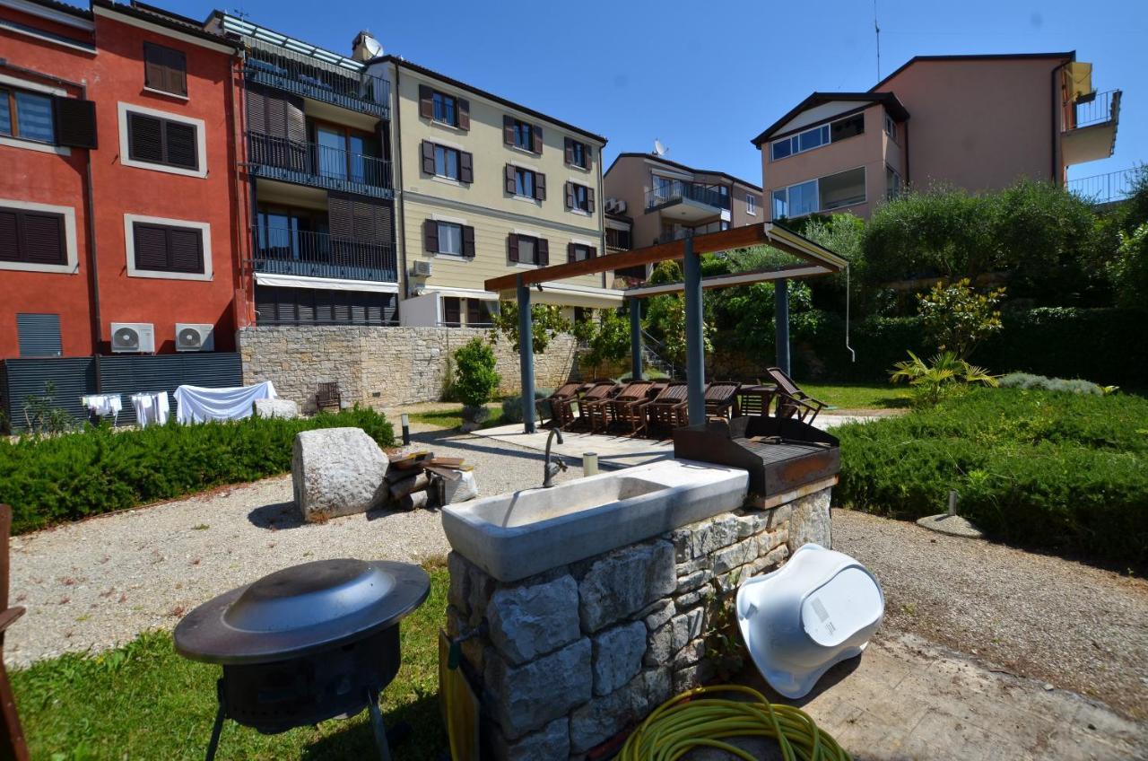 Apartment Max Rovinj Buitenkant foto
