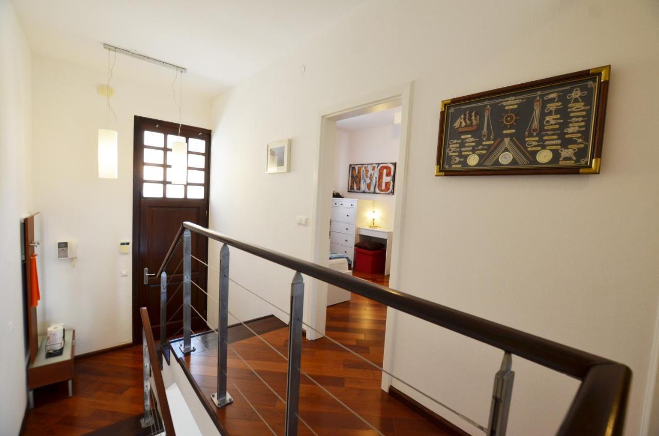 Apartment Max Rovinj Buitenkant foto
