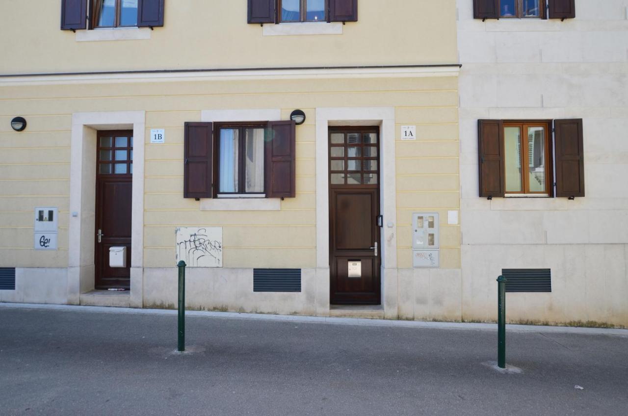 Apartment Max Rovinj Buitenkant foto