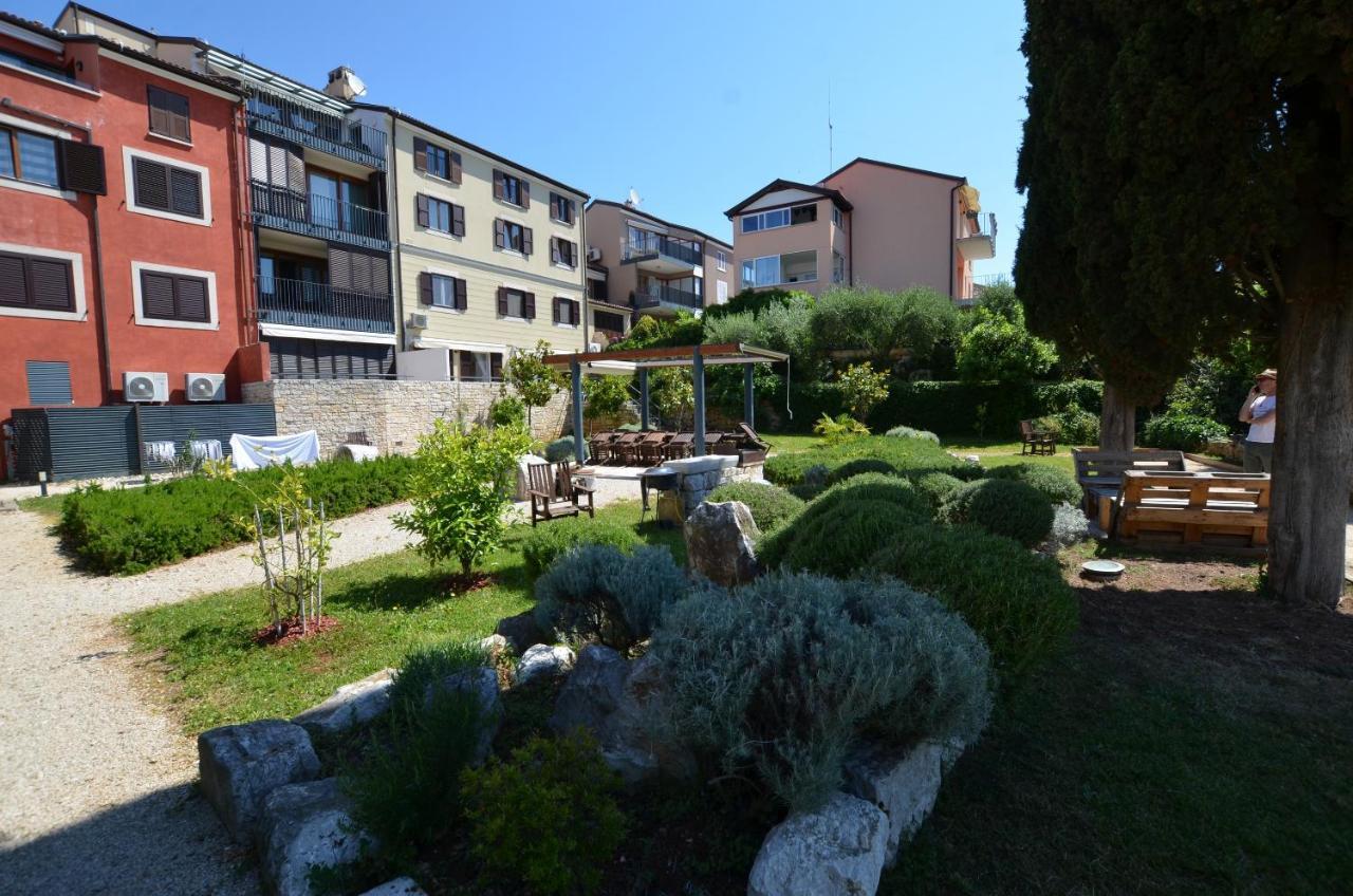 Apartment Max Rovinj Buitenkant foto