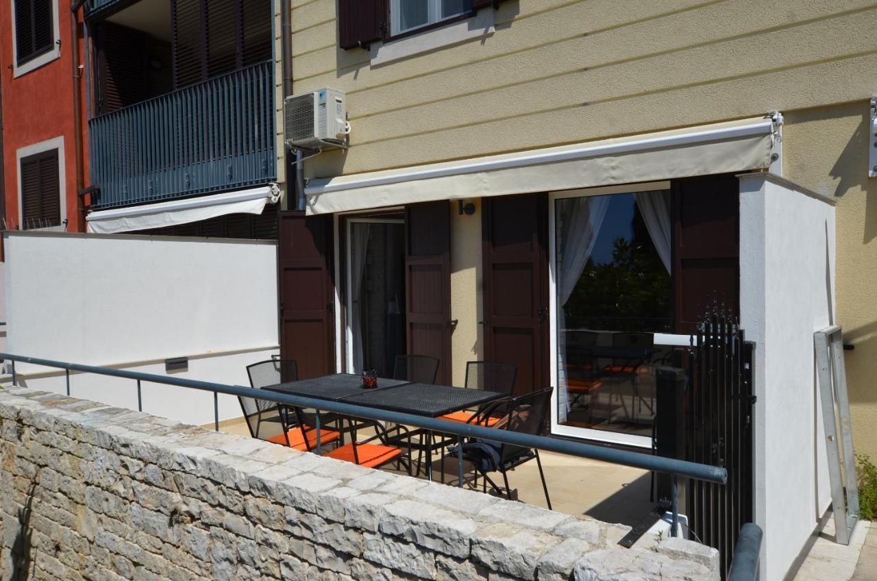 Apartment Max Rovinj Buitenkant foto