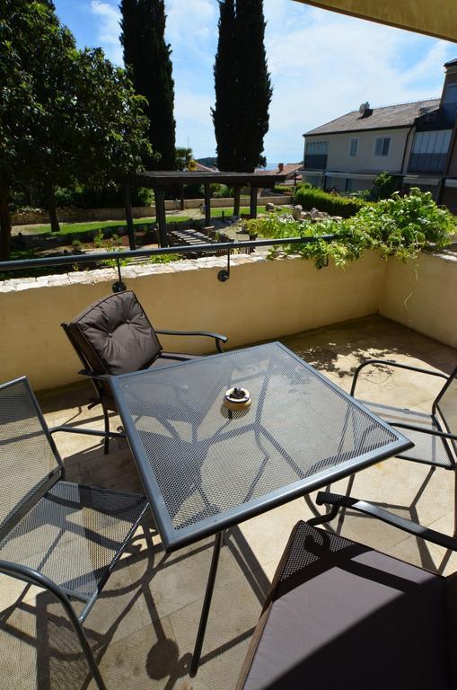 Apartment Max Rovinj Buitenkant foto